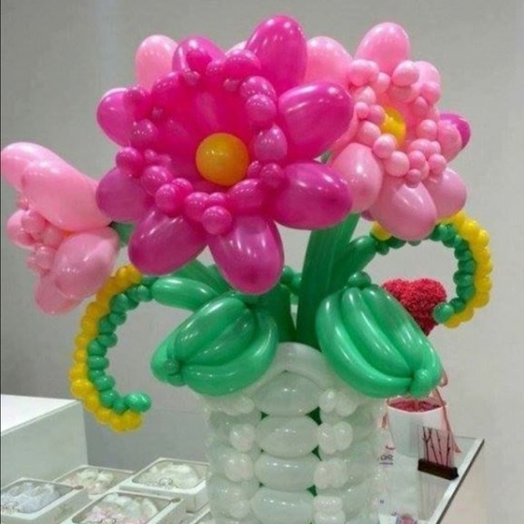 Profile Picture of Robin Sugarman (@sugarrob) on Poshmark