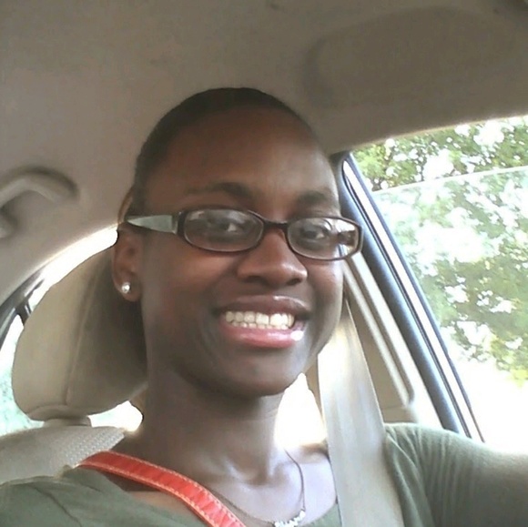 Profile Picture of Barbara Adaway (@badaway) on Poshmark