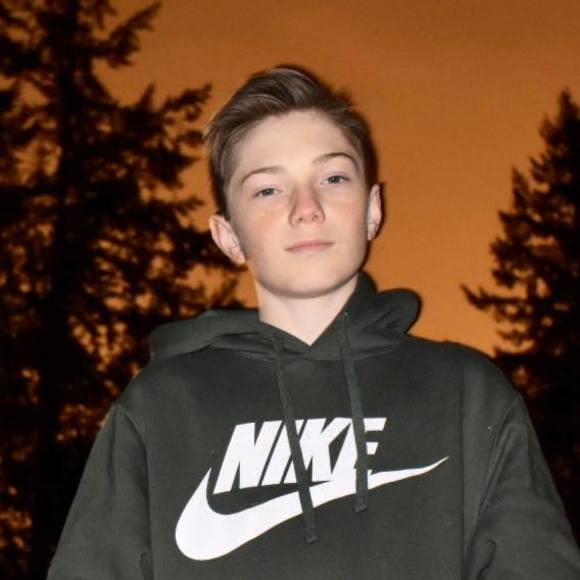 Profile Picture of Kasey Brodahl (@kaseyman910) on Poshmark