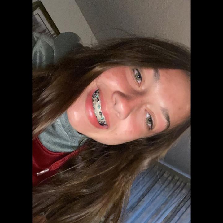 Profile Picture of riley morris (@yelirsirrom) on Tiktok