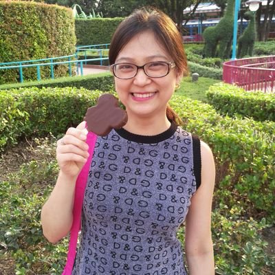 Profile Picture of Joyce Lim (@CharmagneJoyLim) on Twitter