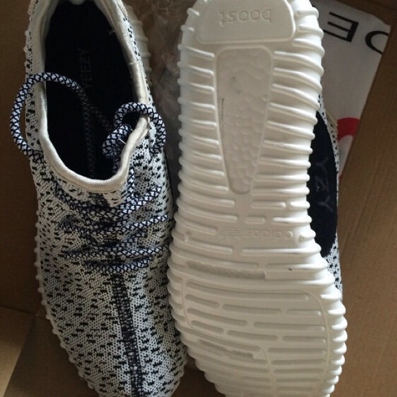 Profile Picture of Mortland Mortland (@sportfashion) on Poshmark