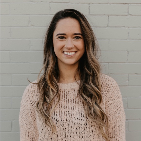 Profile Picture of Haley Rouse (@hayrouse) on Poshmark