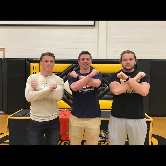 Profile Picture of Colin Lottman (@colinlottman) on Poshmark