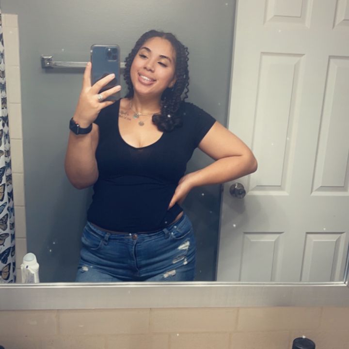 Profile Picture of A✨💕 (@aliciastovall2) on Tiktok