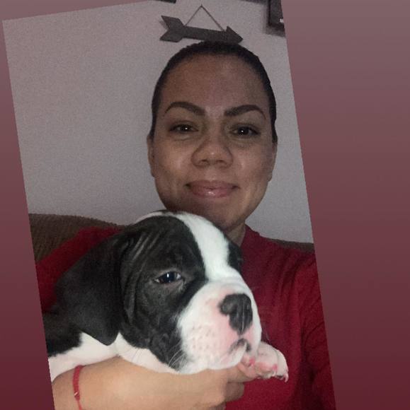 Profile Picture of Frances Calderön (@francescalde508) on Poshmark