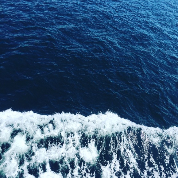 Profile Picture of Ashley Roehl (@ashleyr12x) on Poshmark