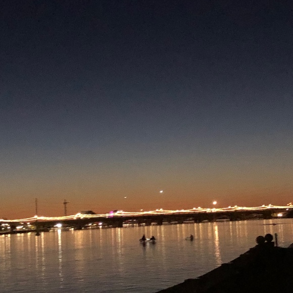 Profile Picture of Shanelle Krauser (@shanellek87) on Poshmark