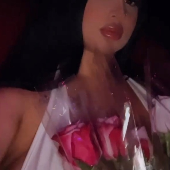 Profile Picture of Jazzabell Fraire (@jazzabellfraire) on Poshmark