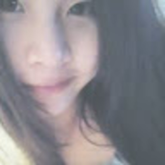 Profile Picture of Blackthorn Helen (@aubryae) on Poshmark
