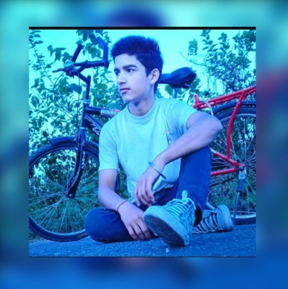 Profile Picture of Ravi Chauhan (@ravi_chauhan) on Poshmark