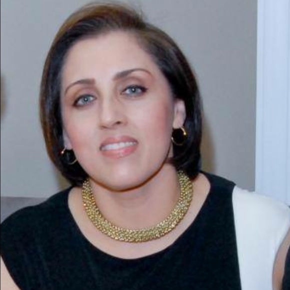 Humaira Shadan - Poshmark Profile Picture of Humaira Shadan (@hshadan) on Poshmark