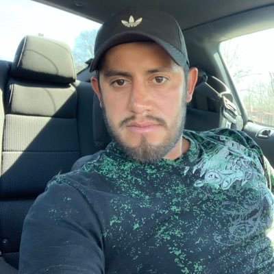 Profile Picture of Marvin (@m_ariel_erazo) on Twitter