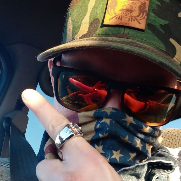 Profile Picture of James Ehredt (@james4744) on Poshmark