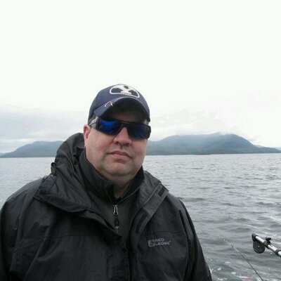 Profile Picture of Warren Chow (@warren_chow) on Twitter