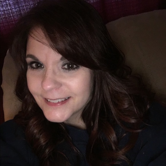 Profile Picture of Crystal Imes (@karatecrys) on Poshmark