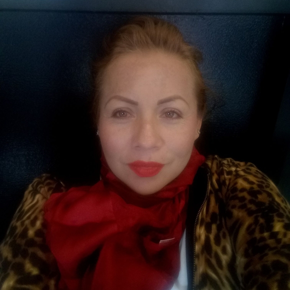 Profile Picture of Alejandra Alejandra (@alejandraale339) on Poshmark