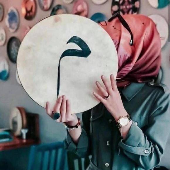 Profile Picture of Farham Mirzad (@maryamsafavi79) on Poshmark