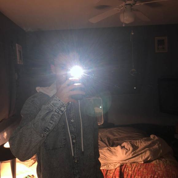 Profile Picture of Hunter Slayback (@hunterslayback) on Poshmark