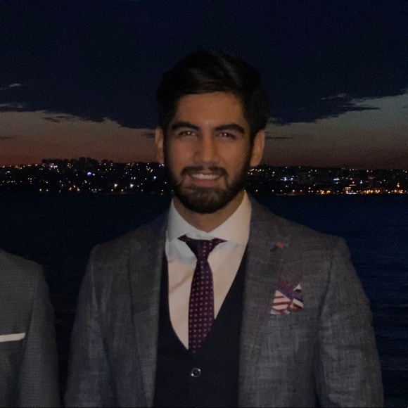 Profile Picture of Mustafa Bulut (@mustafabulut) on Poshmark