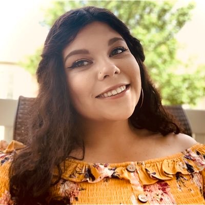 Profile Picture of CeCe (@cecelia_rivera) on Twitter