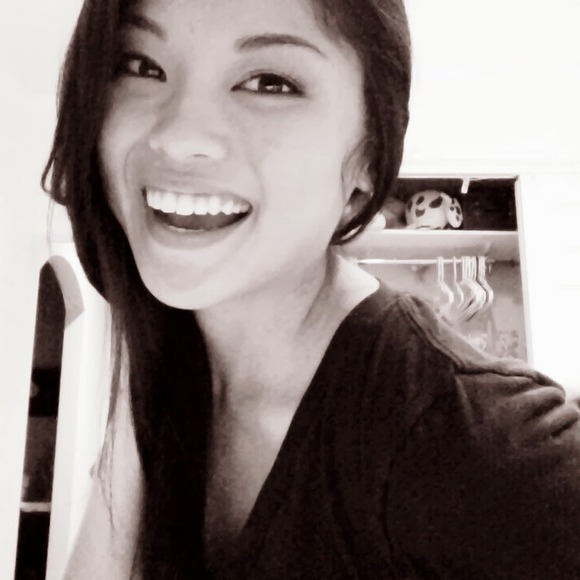 Profile Picture of Lindsey Kimura (@lindseychiemi) on Poshmark