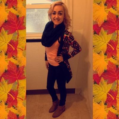 Profile Picture of ♡BerrrLynnn;*♡ (@AmberLukatch) on Twitter