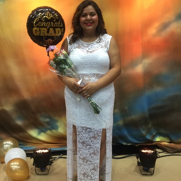 Profile Picture of Stephanie Ontiveros (@sontiveros04) on Poshmark