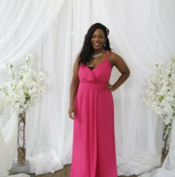 Profile Picture of Carletta Samuda (@carlettasamuda) on Poshmark