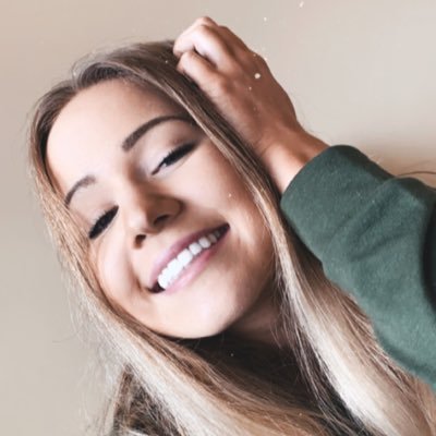 Profile Picture of Allison (@allison_hardy2) on Twitter