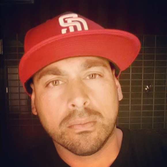 Profile Picture of Crescent Cavanaugh (@crescentc) on Poshmark