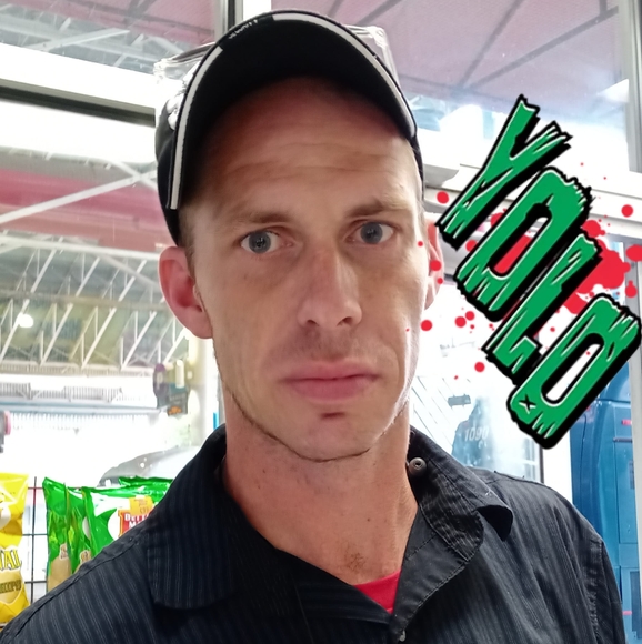 Profile Picture of Aj Schaumloeffel (@itsmereworked) on Poshmark