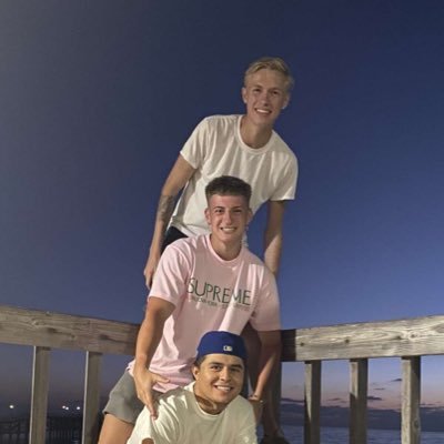 David Mangum - Twitter Profile Picture of David Mangum (@_mangum__) on Twitter