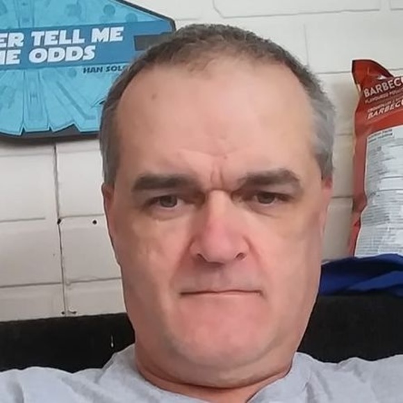 Profile Picture of Gilbert Davis (@gibbiesan) on Poshmark