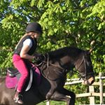 Profile Picture of Hollie martin-Adams (@holliebarneybean) on Instagram