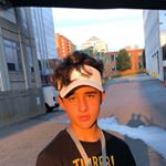 Profile Picture of alex earle (@supreme.walrus) on Instagram