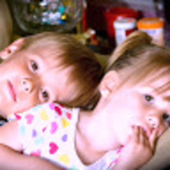 Profile Picture of Pietila Family (@rebeccapietila) on Poshmark