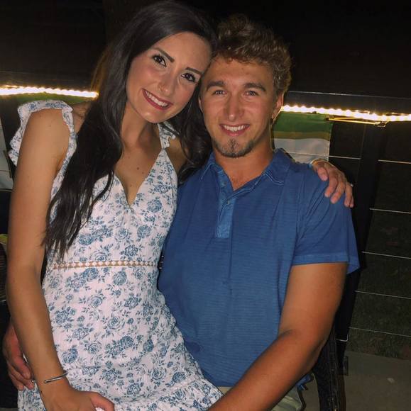 Profile Picture of Reagan Page (@reagpage) on Poshmark