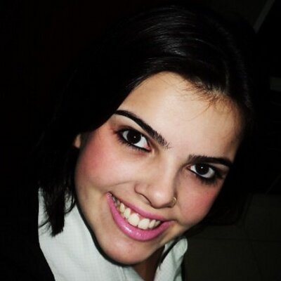 Profile Picture of Carolina Aguila (@carollaguila) on Twitter