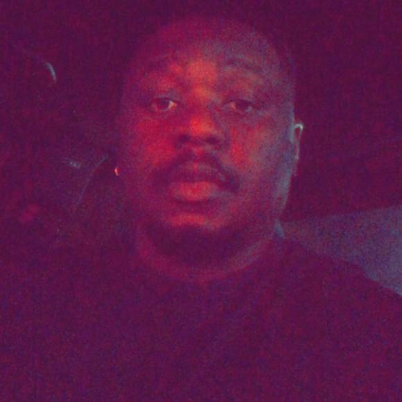 Archie Archie - Poshmark Profile Picture of Archie Archie (@archieking1982) on Poshmark