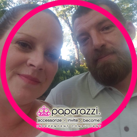 Profile Picture of Janel Keyfauver (@janelk9) on Poshmark