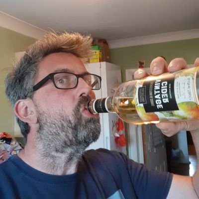 Profile Picture of Nick Truman (@NickTruman9) on Twitter