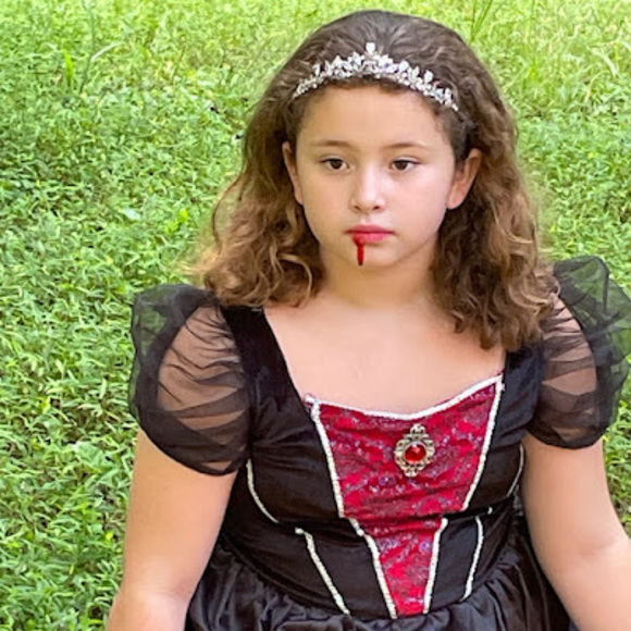 Profile Picture of Nancy Verdin (@nancyverdin838) on Poshmark