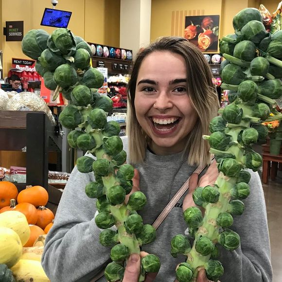 Profile Picture of Stephanie Klein (@stephklein) on Poshmark