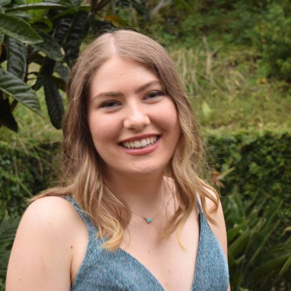 Profile Picture of Jessica Breitman (@jessicabreitman) on Poshmark