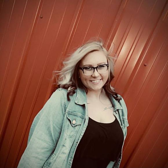 Profile Picture of Hailey Mcdowell (@hmcdowell1) on Poshmark