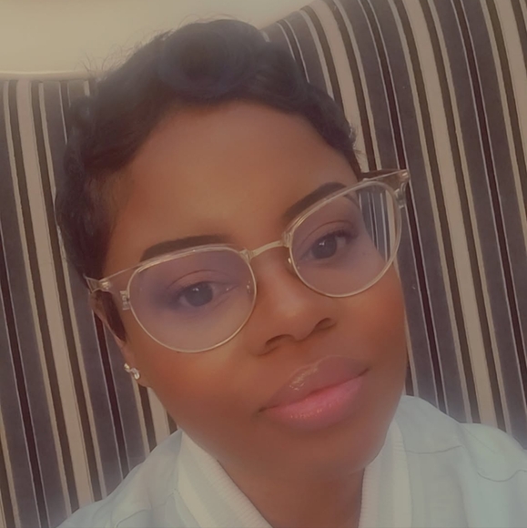 Profile Picture of Jerrika Coleman (@jerrikac23) on Poshmark