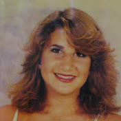 Profile Picture of Laura Stech Reinemann (@lalalakehavasu) on Youtube