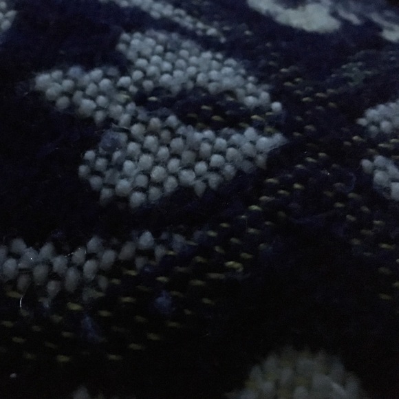 Profile Picture of B Lafaive (@jadeandandy2) on Poshmark