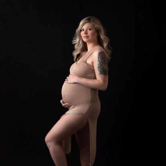 Lexus Vanone - Poshmark Profile Picture of Lexus Vanone (@lexusvanone) on Poshmark